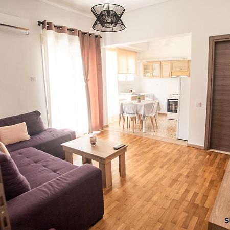Explore Greece From Comfortable City Centre Apartment Chalkís Exteriér fotografie