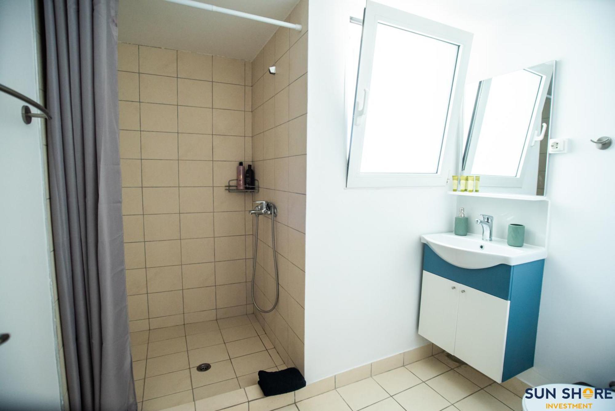 Explore Greece From Comfortable City Centre Apartment Chalkís Exteriér fotografie