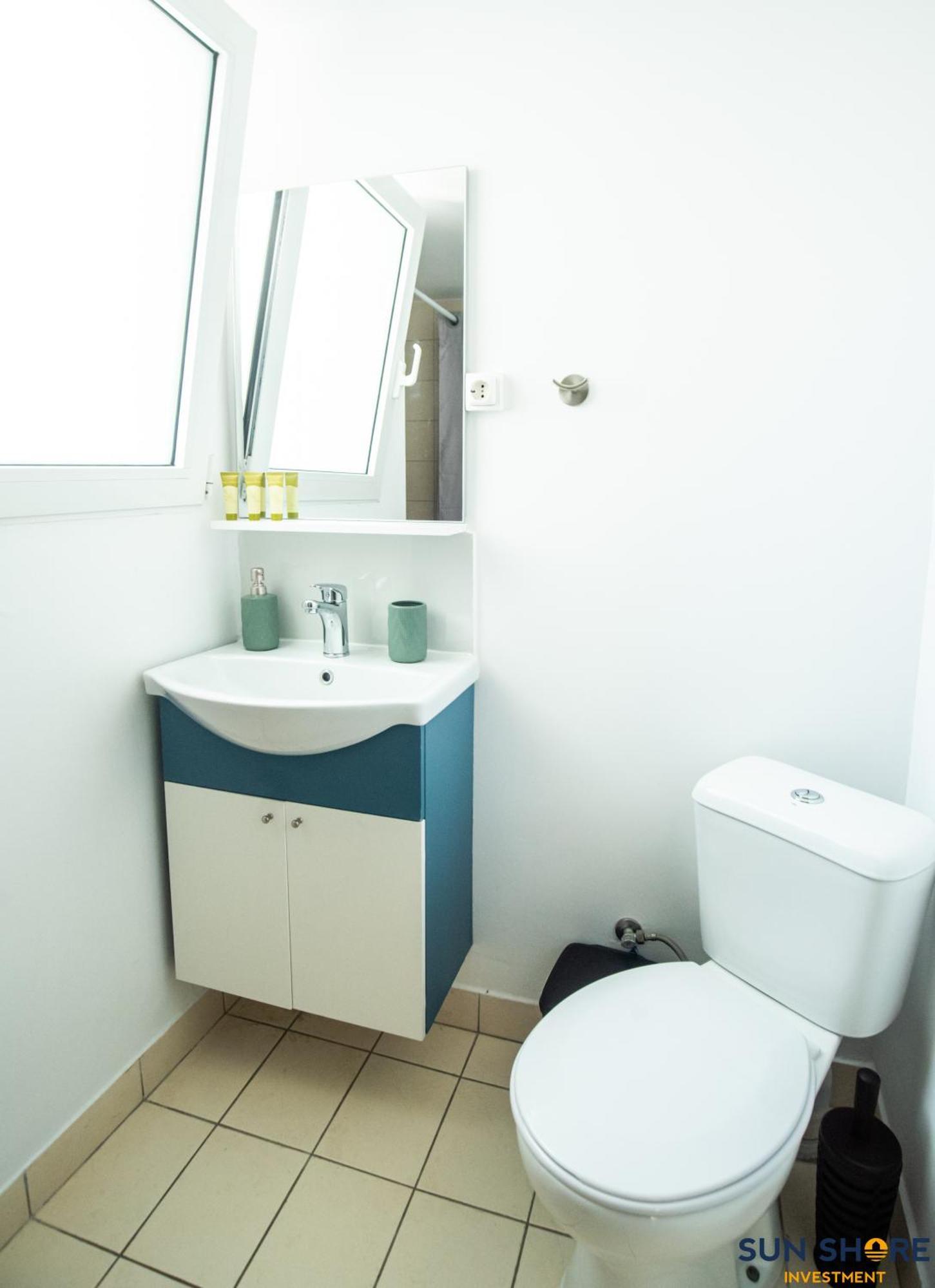 Explore Greece From Comfortable City Centre Apartment Chalkís Exteriér fotografie